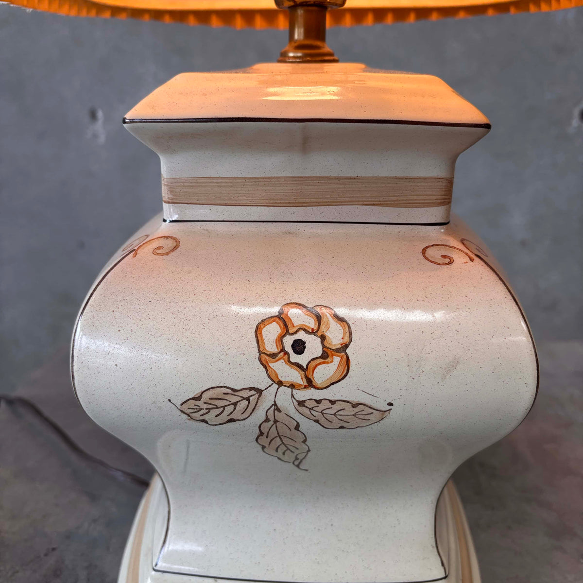 Porcline Table Lamp