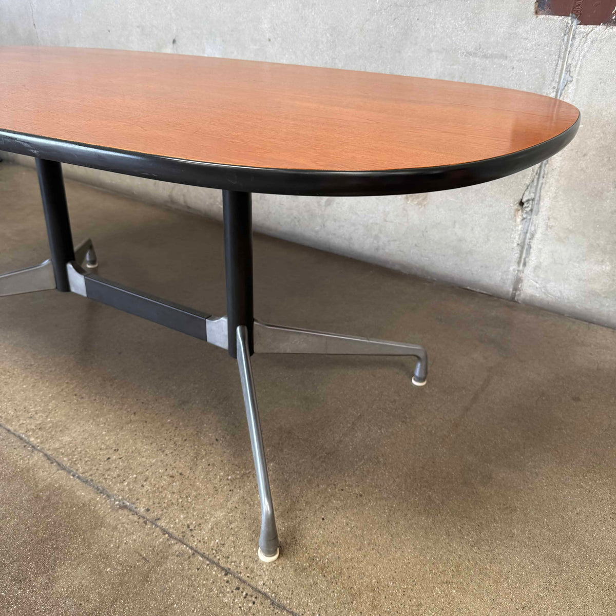 1977 Herman Miller Eames Oval Segmented Conference Dining Table