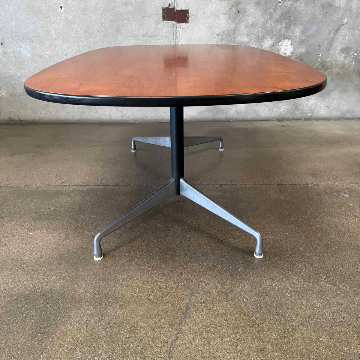 1977 Herman Miller Eames Oval Segmented Conference Dining Table