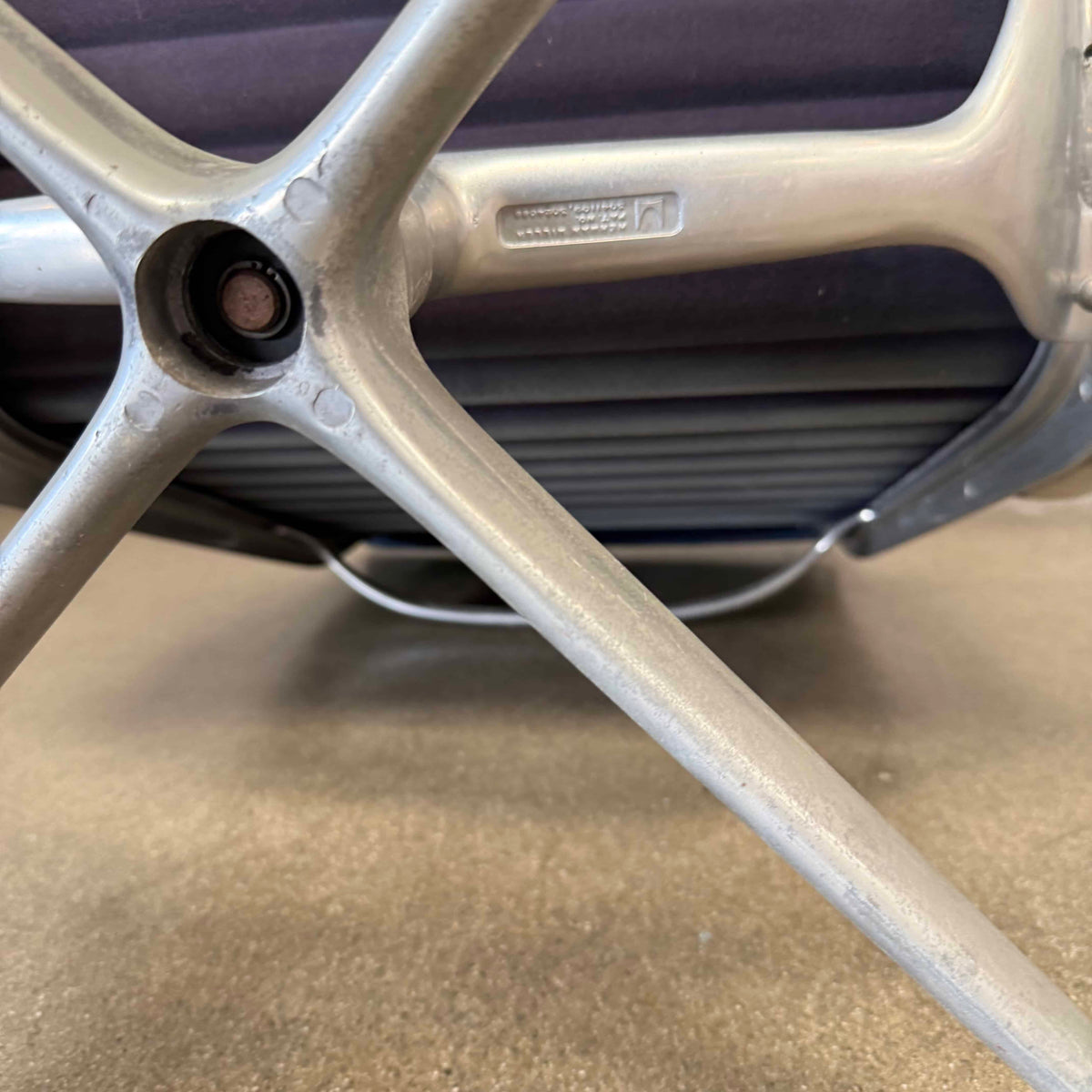 1980 Herman Miller Eames Aluminum Group Office Chair #1