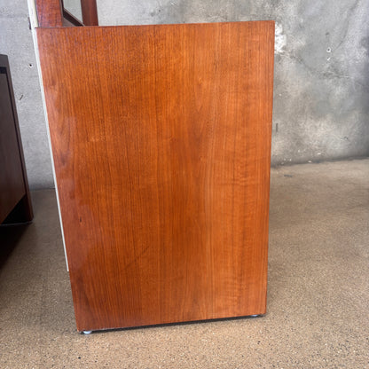 Pair of Mid Century Modern Dillingham Night/Vanity Stand With Mirrors