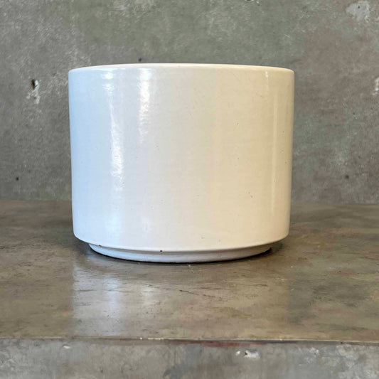 Gainey Style Planter Pot In White
