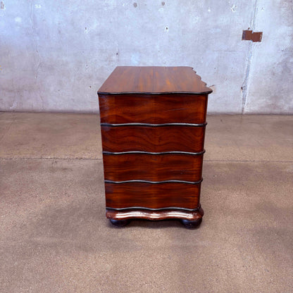 Alfonso Marina Chest