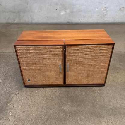 Vintage Stereophonic Radio and Vinyl System