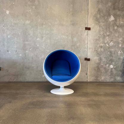 Vintage Ball Chair