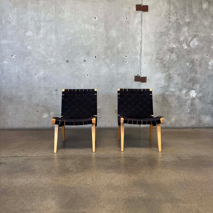Pair Of Risom Lounge Chairs In The Style Of Jens Risom