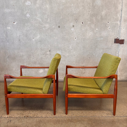 Pair Of Mid Century Modern Danish Modern Chairs 1960's