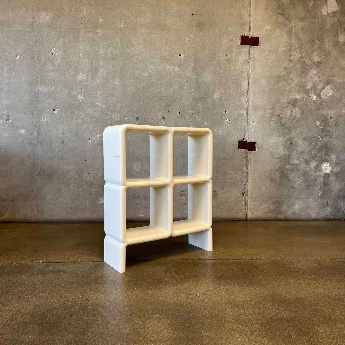 Limbo Style Shelf