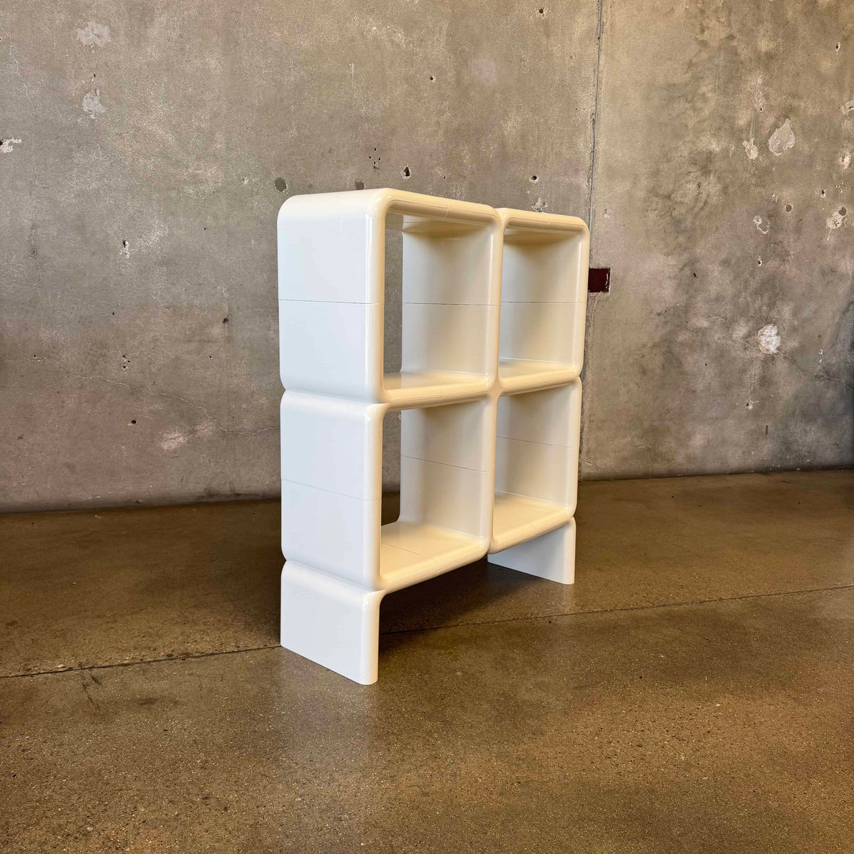 Limbo Style Shelf