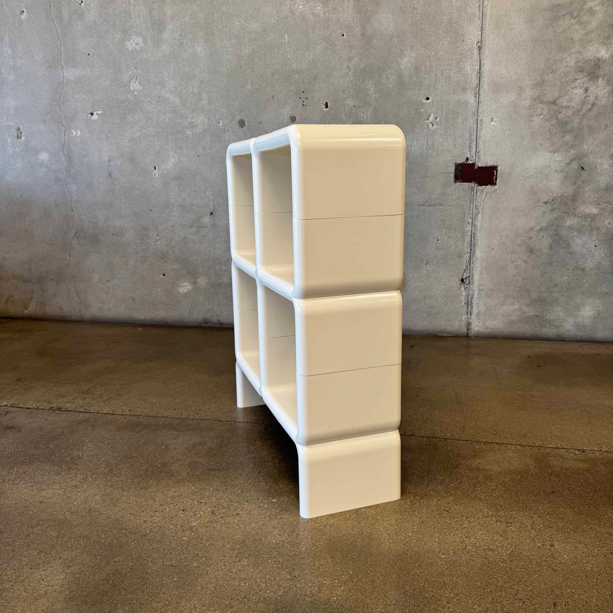 Limbo Style Shelf