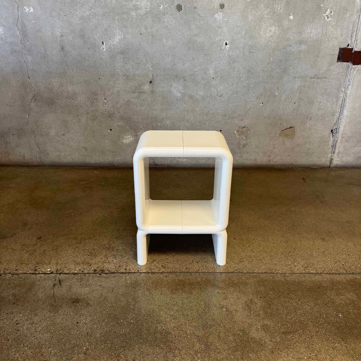 Limbo Style Small Shelf