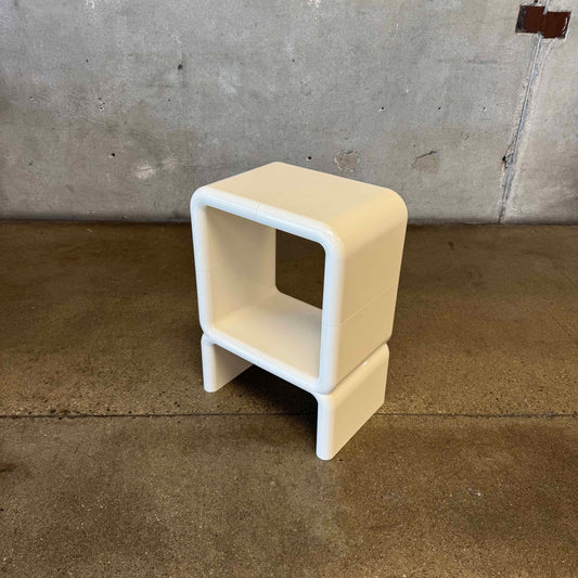 Umbo Style Small Shelf