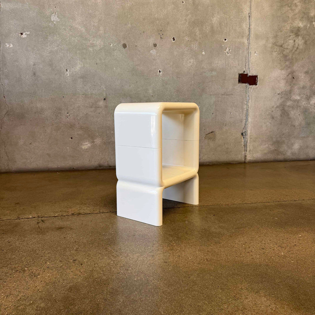 Limbo Style Small Shelf