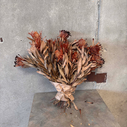 Dried Flower Bunch From the Estate of Dianne Keaton #4