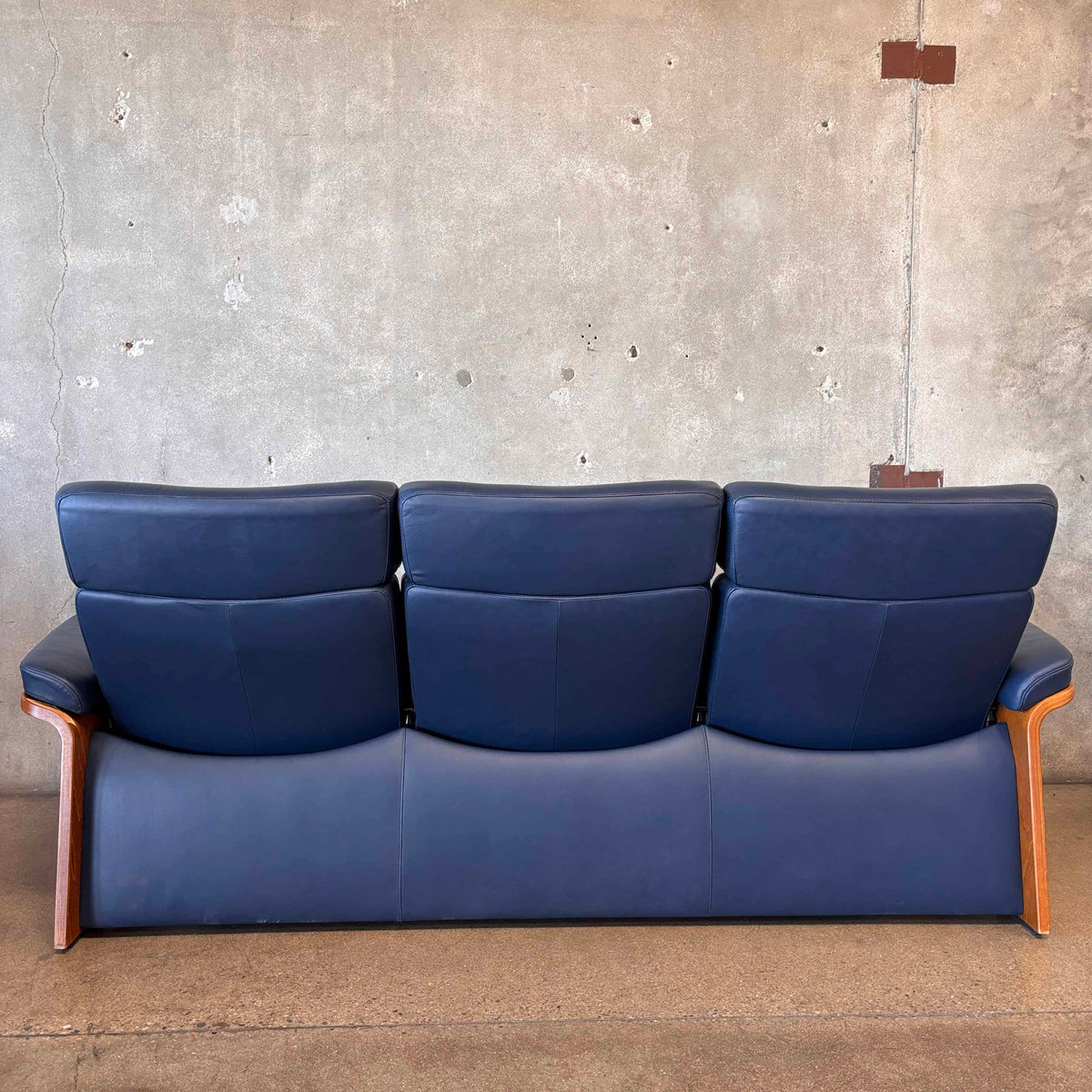 Ekomes Stress less Pegasus Blue Leather Recliner Sofa - Norway