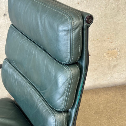 Eames Herman Miller Executive, Soft Pad Office in Rare Color