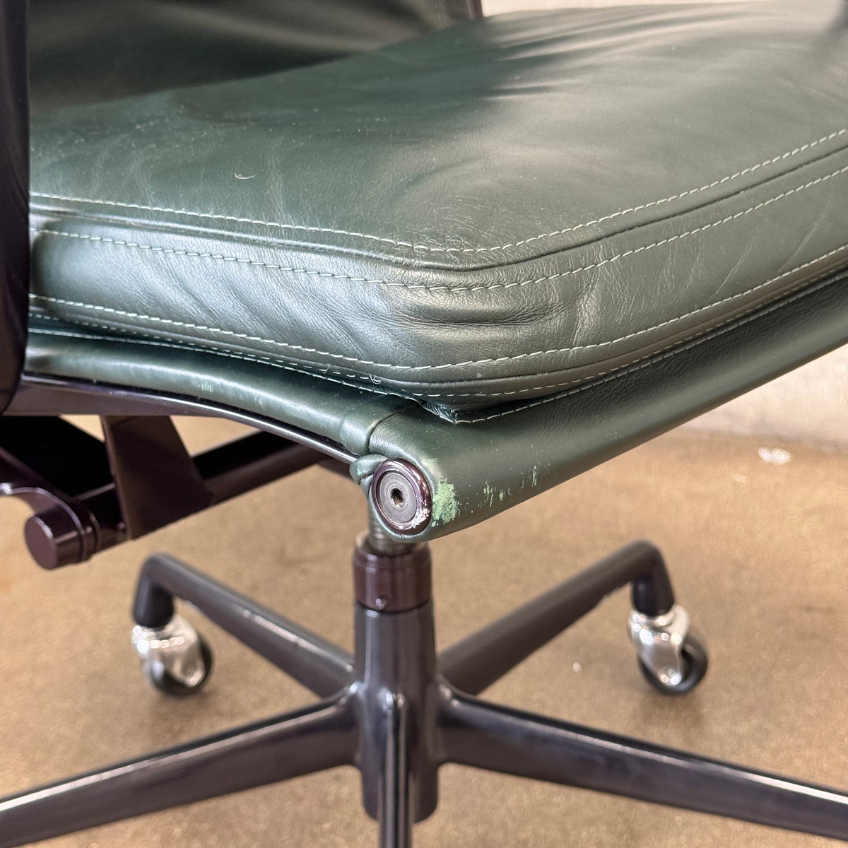 Eames Herman Miller Executive, Soft Pad Office in Rare Color