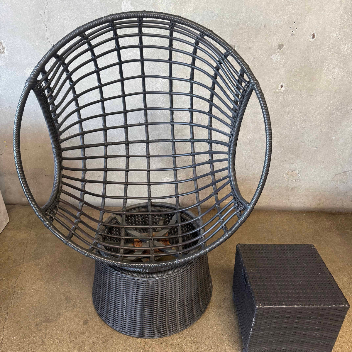 Alfresco Home Nadine Outdoor Wicker Swivel Chair & Stool #2