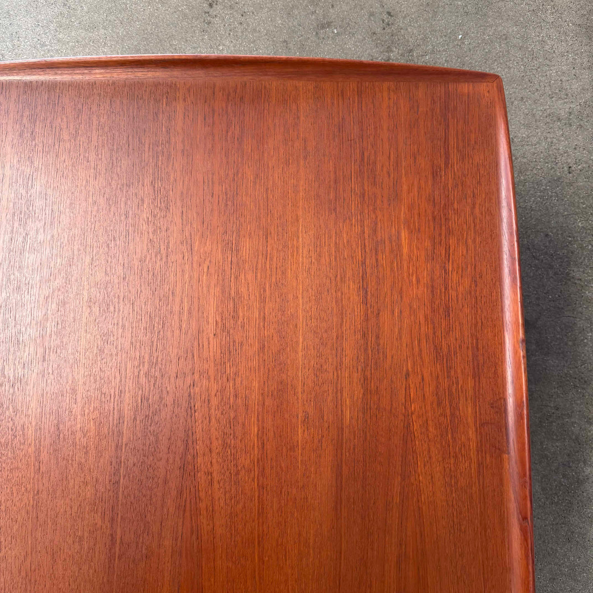 Mid Century Modern Folke Ohlsson Coffee Table For Dux - Denmark / Original Finish