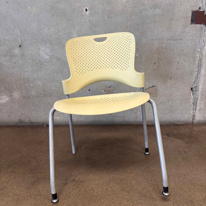 Herman Miller Caper Chair #6 (Missing a Foot)