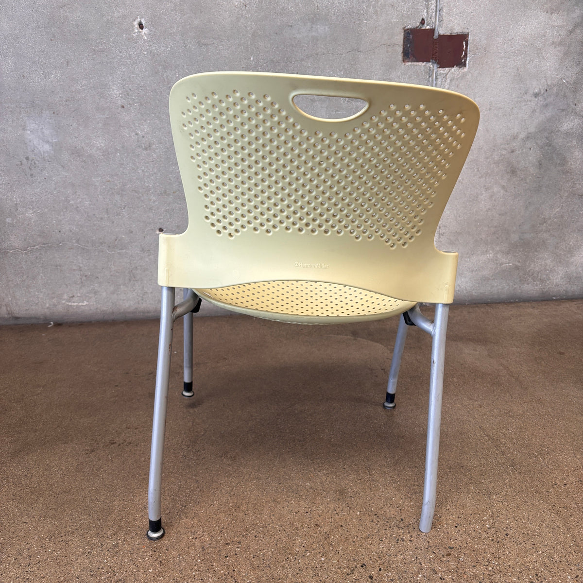 Herman Miller Caper Chair #6 (Missing a Foot)