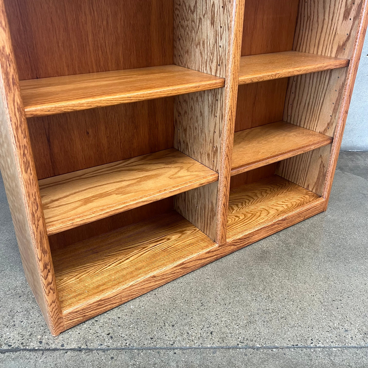 1980s Oak Bookcase