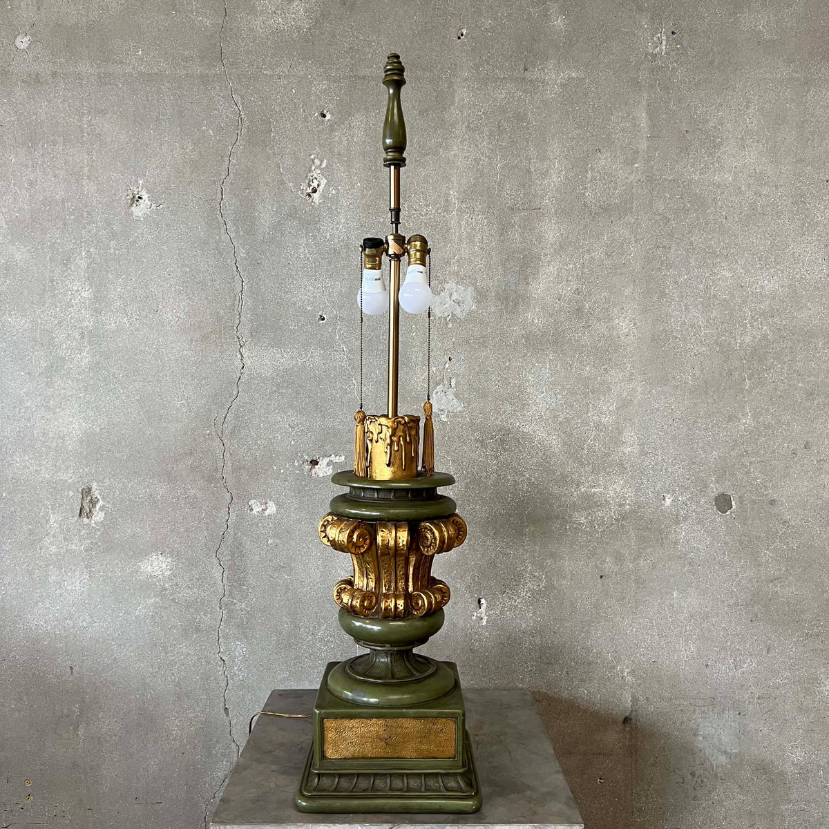 Mid Century Hollywood Regency Table Lamp