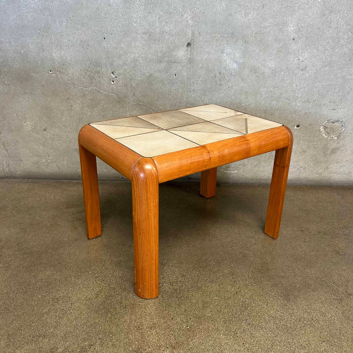 Gangso Mobler Tile Side Table