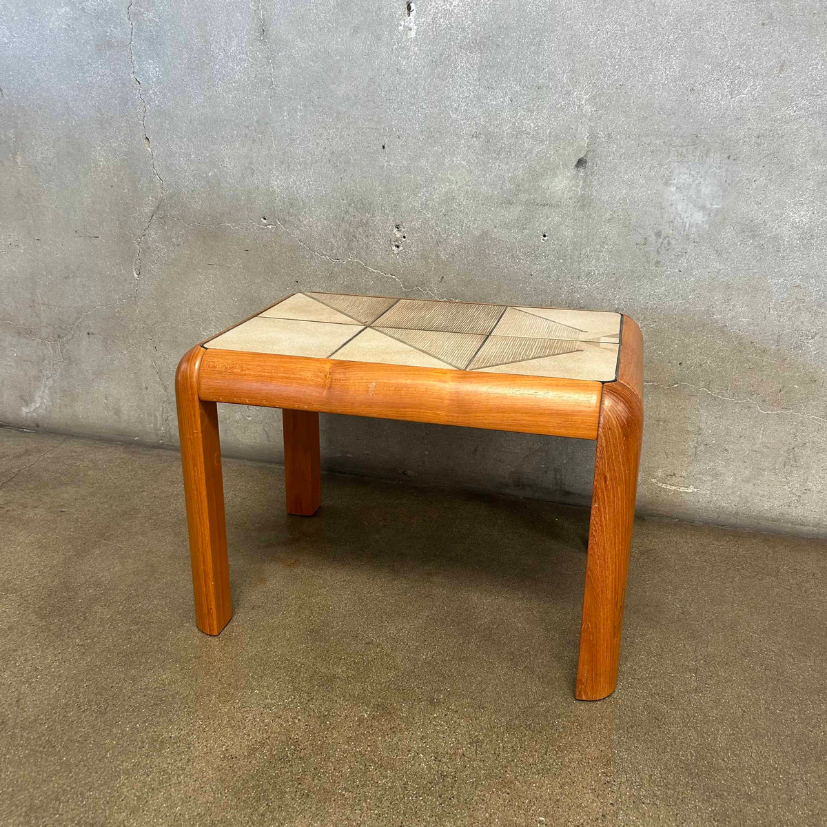 Gangso Mobler Tile Side Table