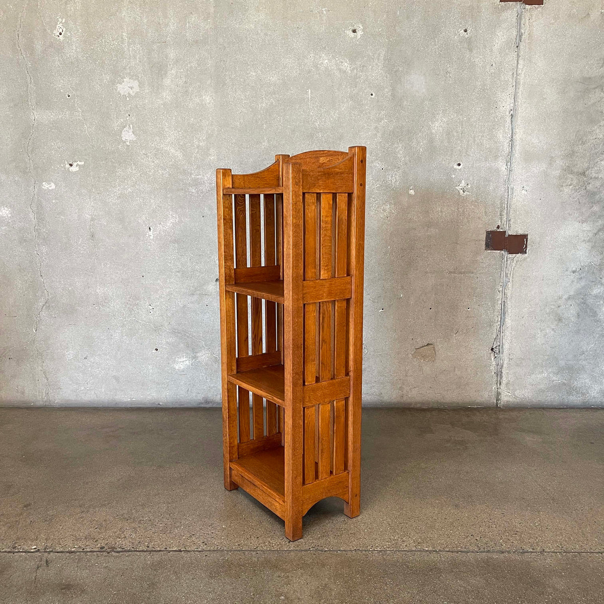 Vintage Arts & Crafts Oakwood Bookshelf #1