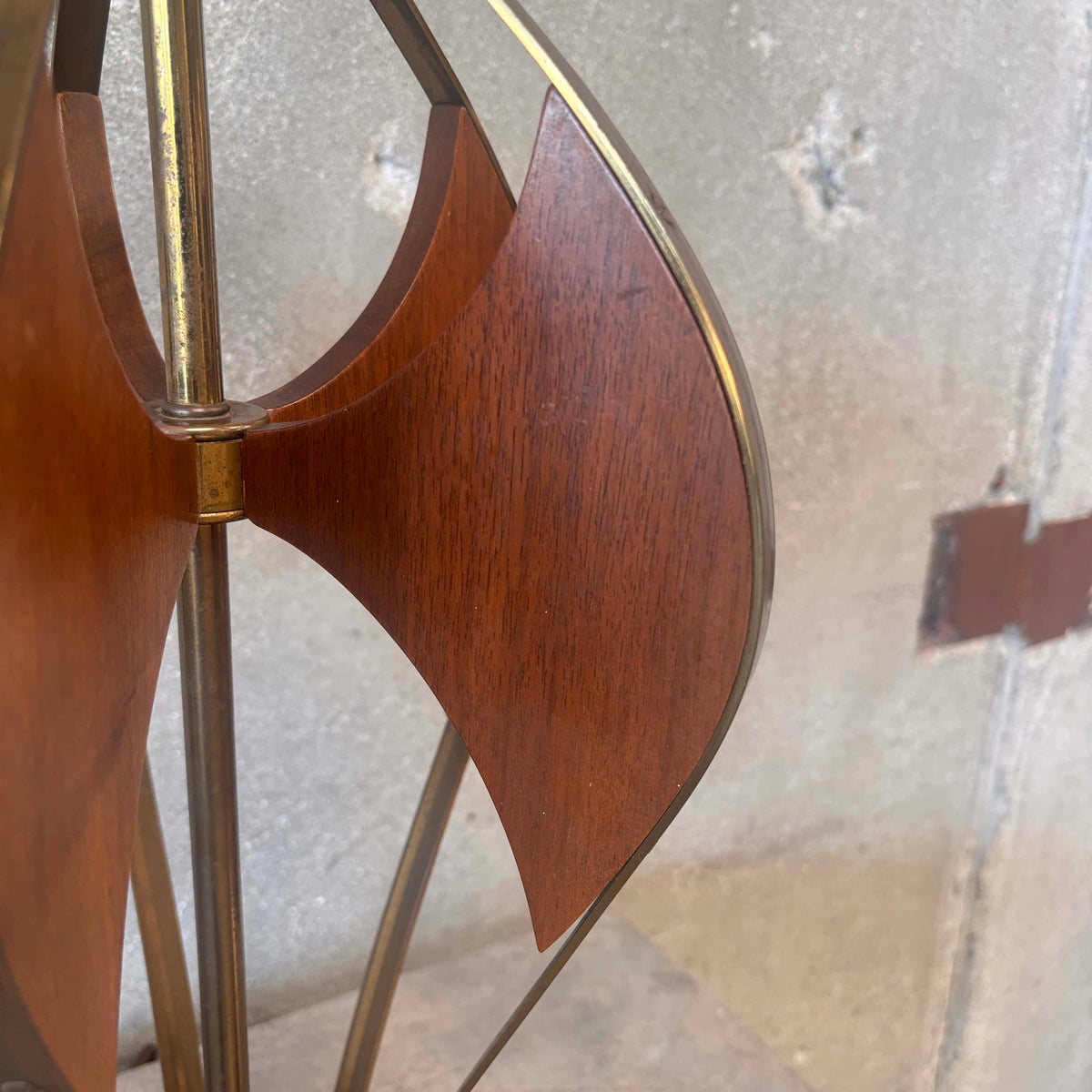 Vintage Atomic/ Mid Century Modern Walnut Lamp