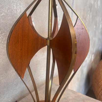 Vintage Atomic/ Mid Century Modern Walnut Lamp