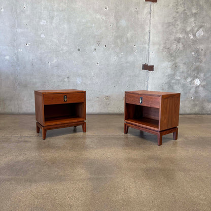Mid Century Modern Walnut Nightstands by John Keal For Brown Saltman