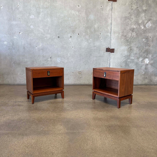 Mid Century Modern Walnut Nightstands by John Keal For Brown Saltman
