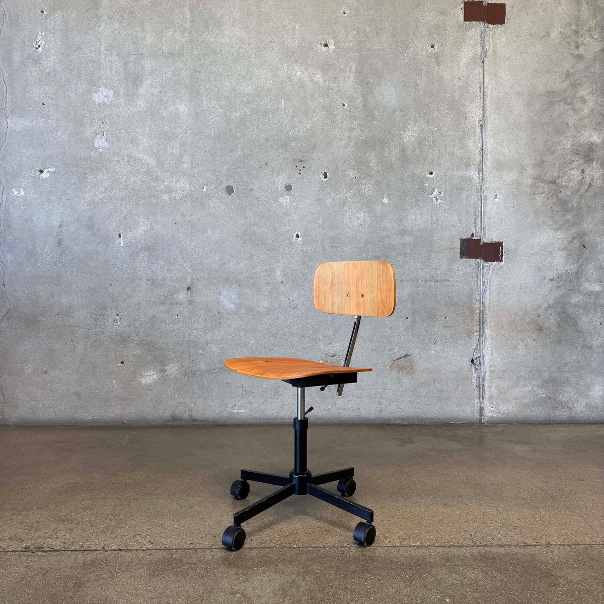 Danish Modern Kevi Task Chair By Jorgen Rasmussen
