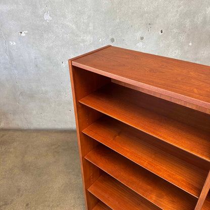 Danish Modern Teak Bookshelf By Poul Hundevad
