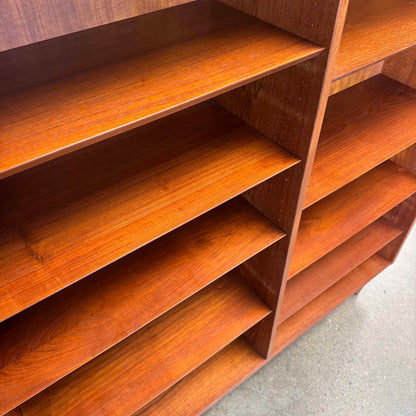 Danish Modern Teak Bookshelf By Poul Hundevad