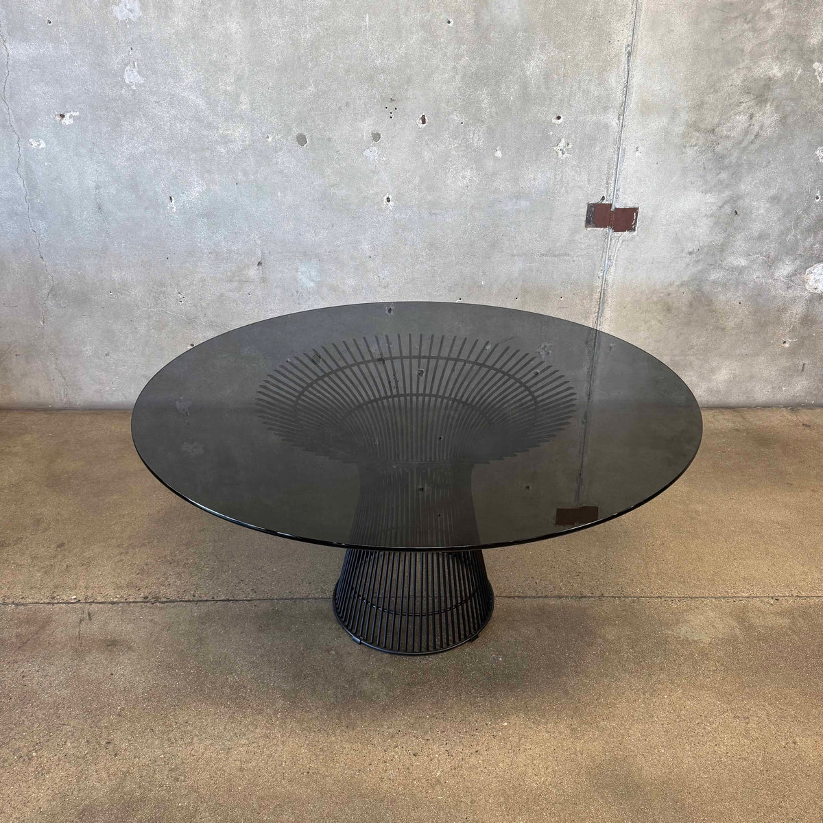 Warren Planter Style Dining Table With Smoked Glass Top