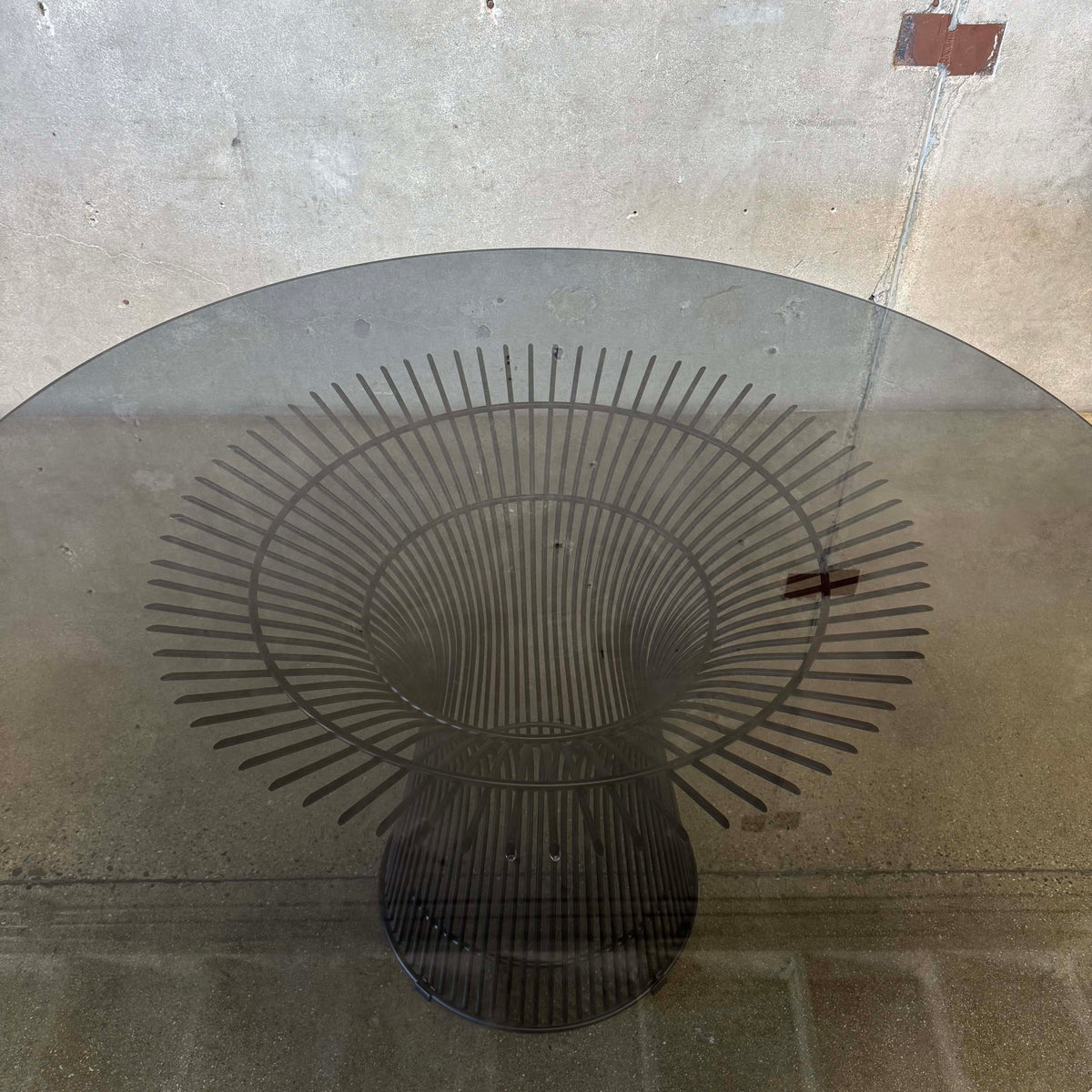 Warren Planter Style Dining Table With Smoked Glass Top