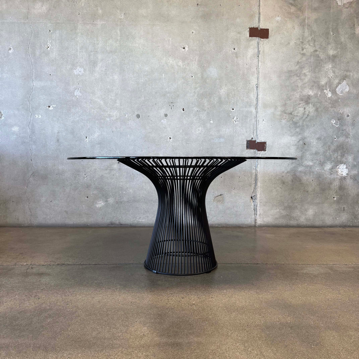 Warren Planter Style Dining Table With Smoked Glass Top