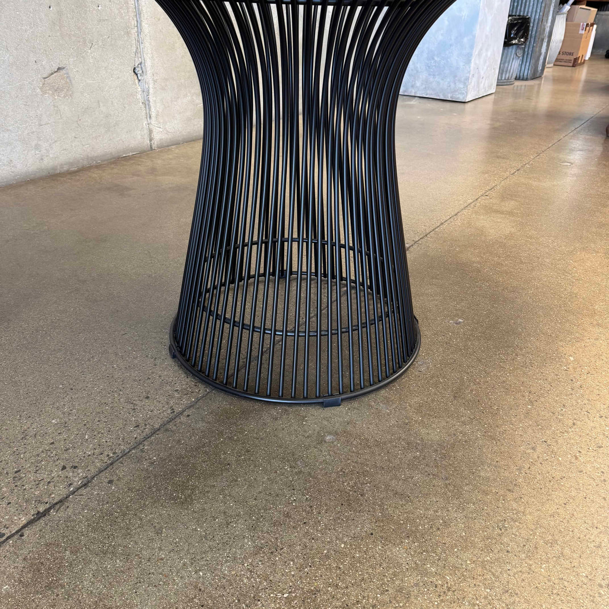 Warren Planter Style Dining Table With Smoked Glass Top