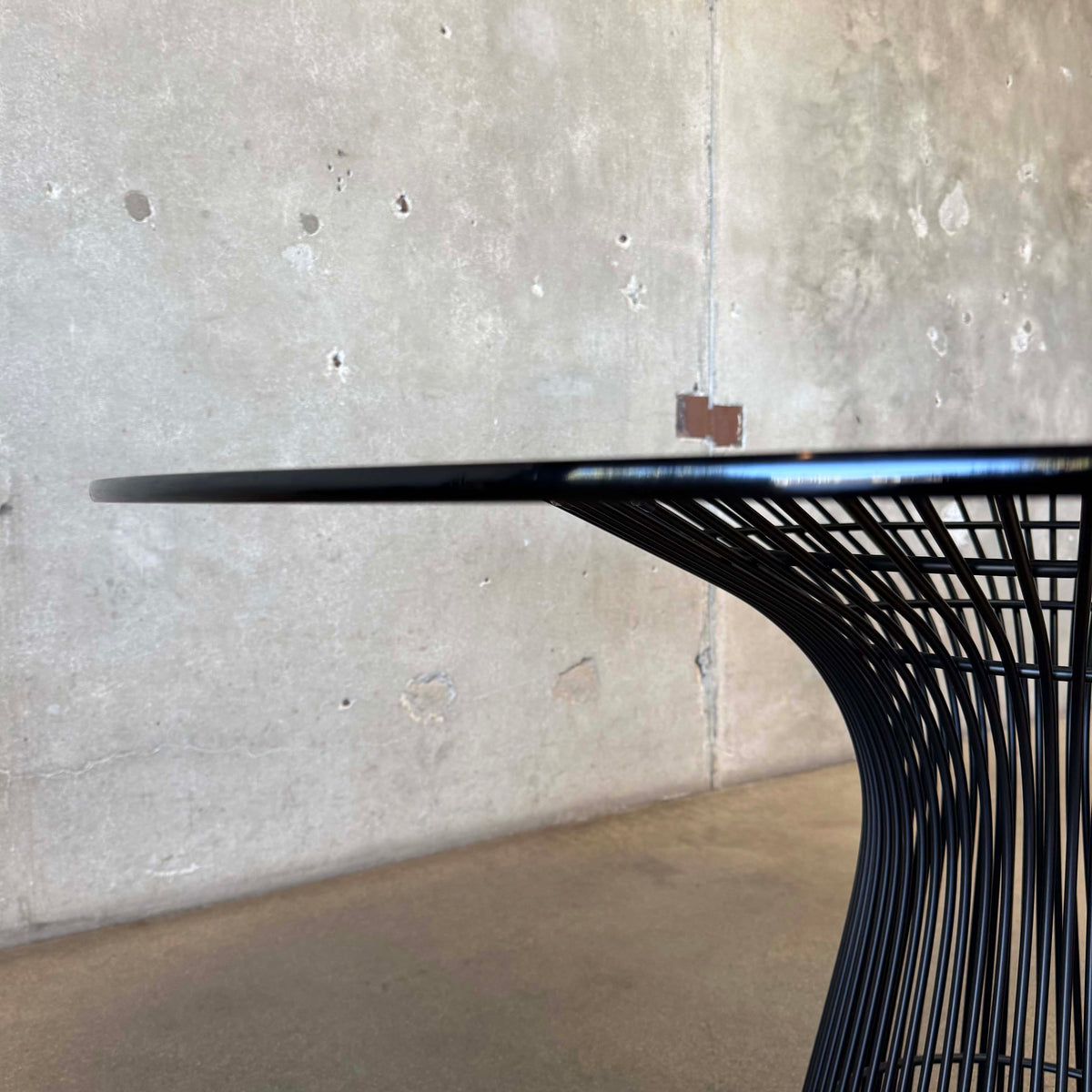 Warren Planter Style Dining Table With Smoked Glass Top