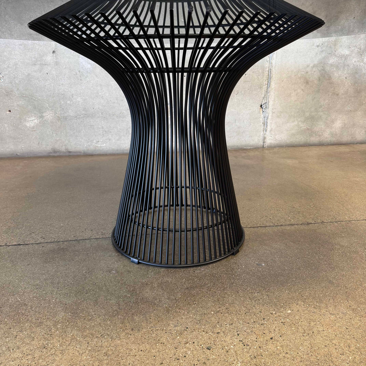 Warren Planter Style Dining Table With Smoked Glass Top