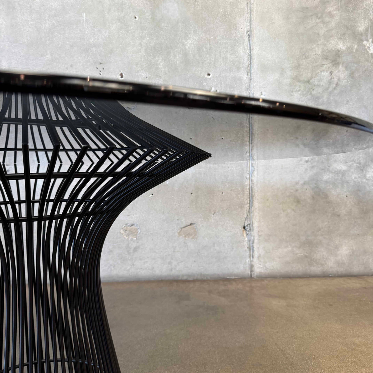 Warren Planter Style Dining Table With Smoked Glass Top
