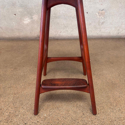 Eric Buch Stool