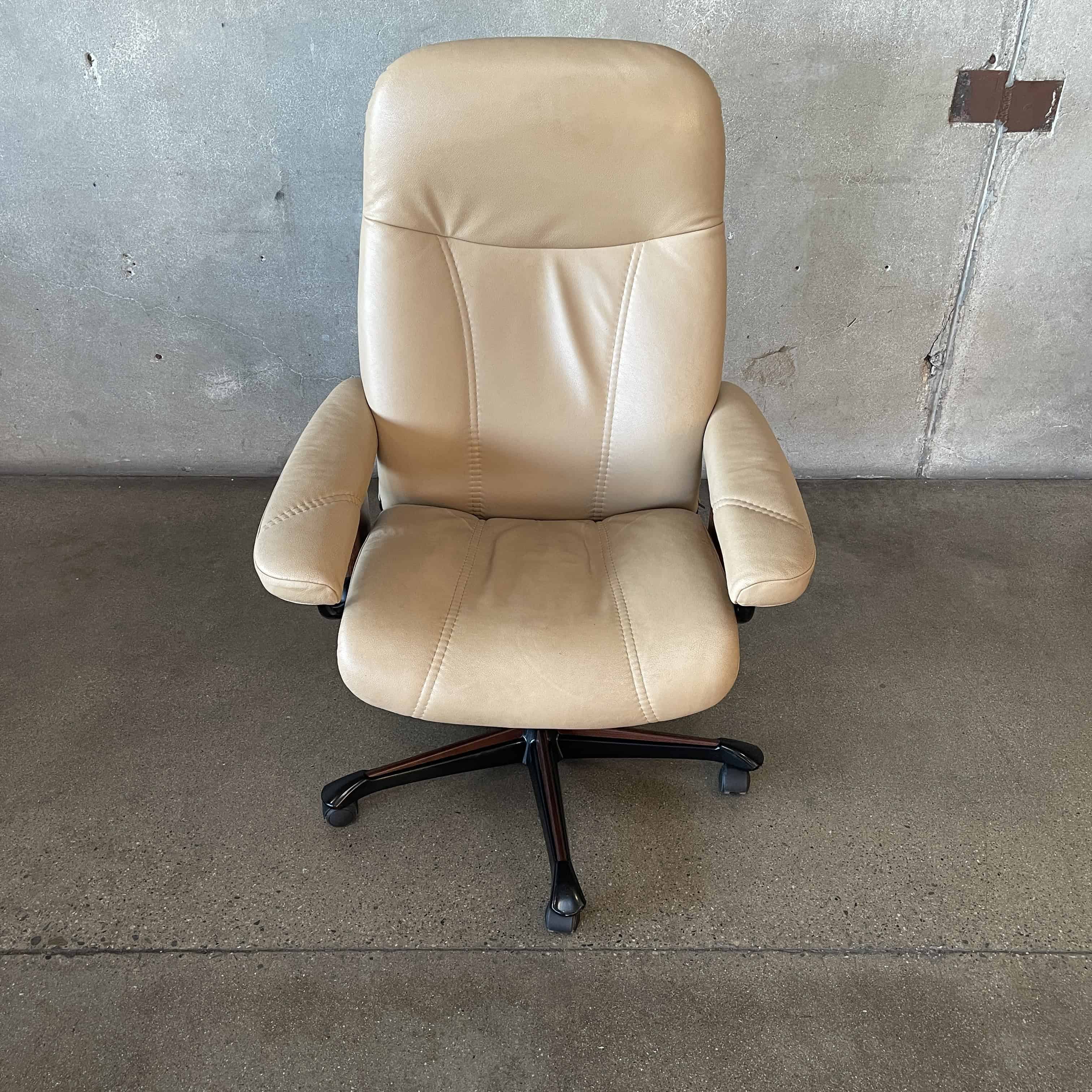 Vintage Chairs: Mid Century Seating | Urban Americana
