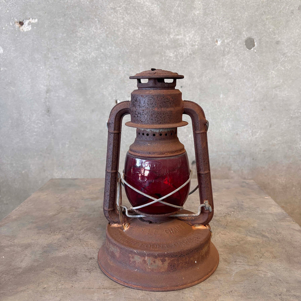 Rustic Dietz Little Giant Lantern With Red Globe