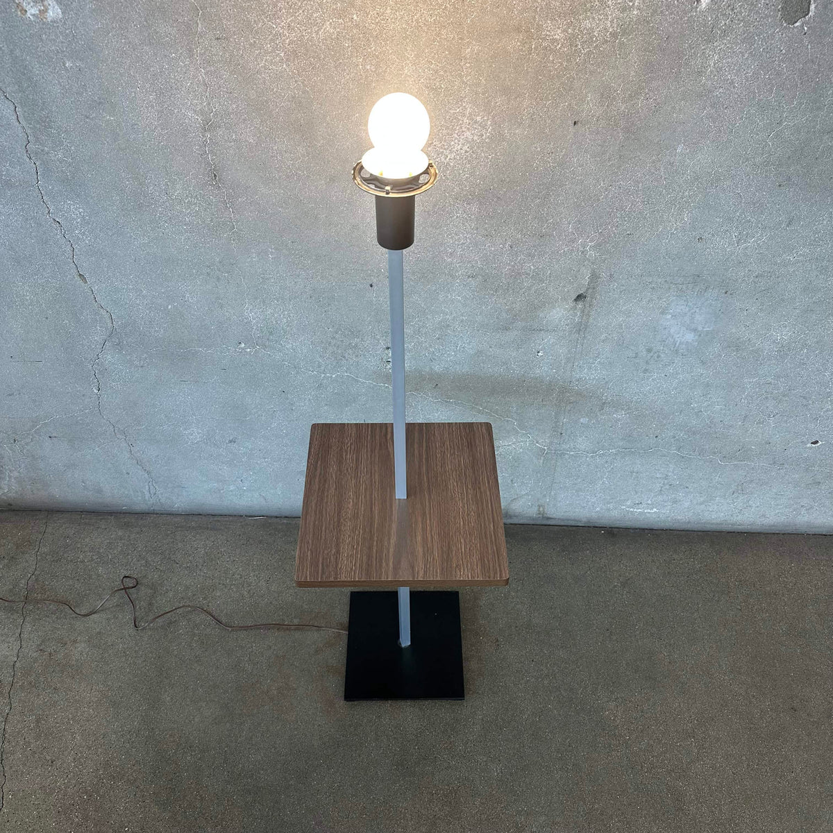 Vintage Mid Century Modern Floor Lamp by Gerald Thurston for Lightolier
