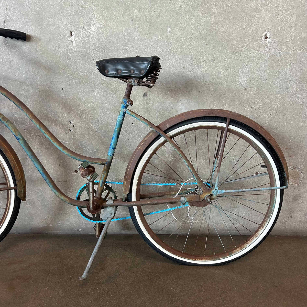 Vintage Restored Schwinn Bike Fully Working