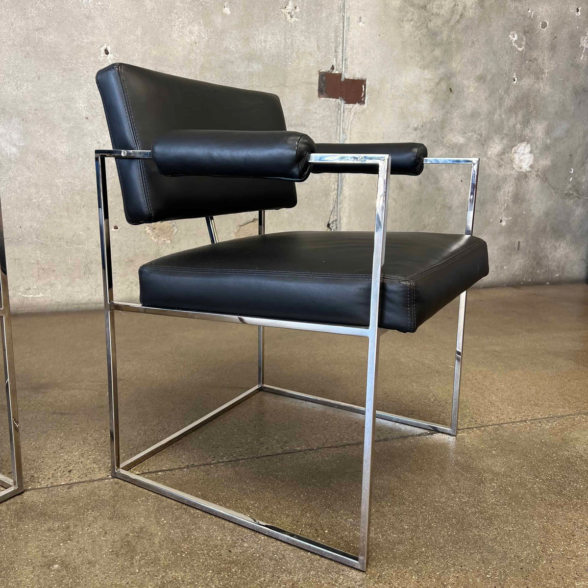 Pair Of Milo Baughman Modell 1188 Armchairs By Thayer Coggin